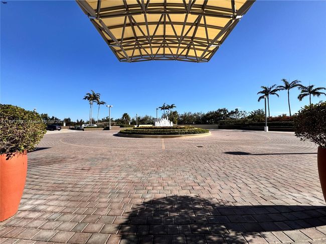 APT-508S - 2681 N Flamingo Rd, Condo with 3 bedrooms, 3 bathrooms and null parking in Sunrise FL | Image 37