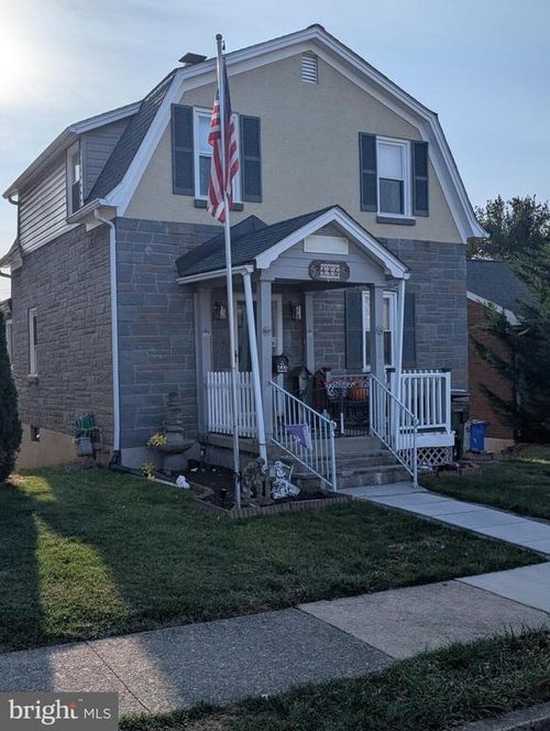 446 Stratford Ave, HAGERSTOWN, MD, 21740-3655 | Card Image