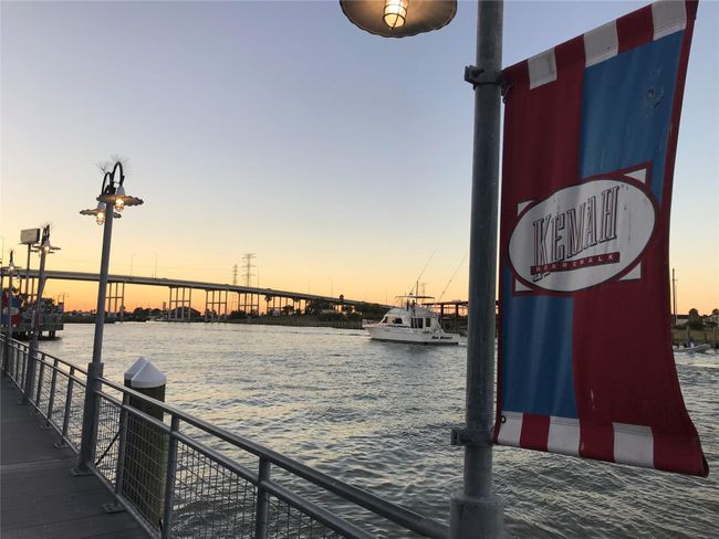 Nearby Kemah Boardwalk | Image 47