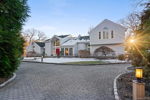 19 Mallard Dr, Lloyd Harbor, NY, 11743-9712 | Card Image