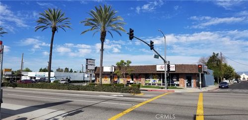 12001 Carson St, Hawaiian Gardens, CA, 90716-1106 | Card Image