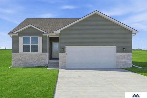 9618 N 167th St, Bennington, NE, 68007-2870 | Card Image
