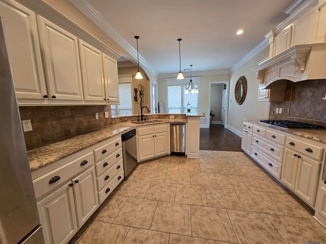 6549 Clark Plantation Dr, House other with 4 bedrooms, 3 bathrooms and 4 parking in Gonzales LA | Image 12
