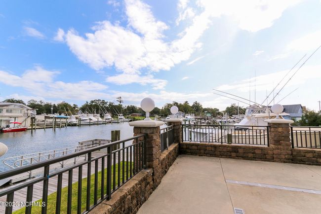 UNIT-402 - 4425 Arendell St, Condo with 3 bedrooms, 3 bathrooms and null parking in Morehead City NC | Image 50