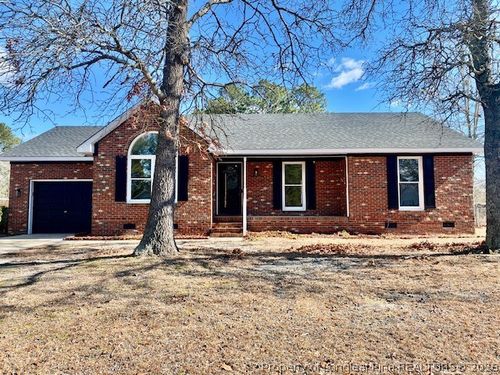 162 E Twelve Oaks Rd, Raeford, NC, 28376-9601 | Card Image