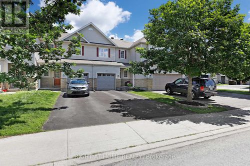 577 Ashbourne Crescent, Ottawa, ON, K2J0P5 | Card Image