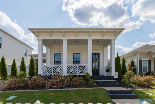 244 Farmhouse Dr, Madison, AL, 35757-5512 | Card Image