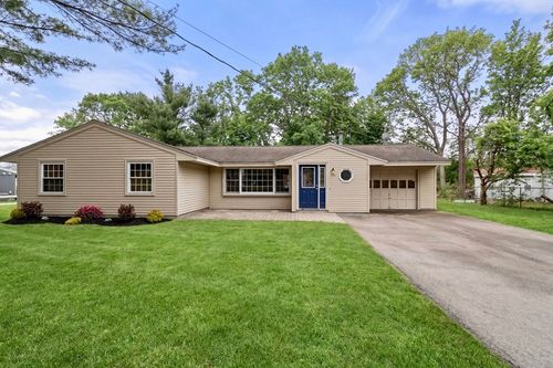 103 Wenham St, Danvers, MA, 01923 | Card Image