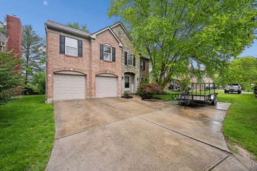 8592 Sunmont Dr, Anderson, OH, 45255-4777 | Card Image