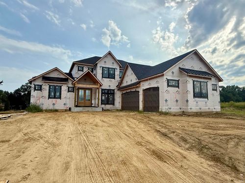 10204 Orwell Avenue, Granger, IN, 46530 | Card Image
