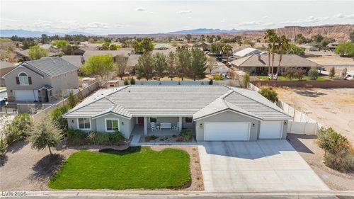 1395 Logandale Dr, Logandale, NV, 89021-9989 | Card Image