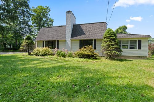 179 South Rd, Farmington, CT, 06032-2585 | Card Image