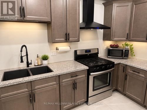 13 Bechtel Street, Cambridge, ON, N3C1Z7 | Card Image