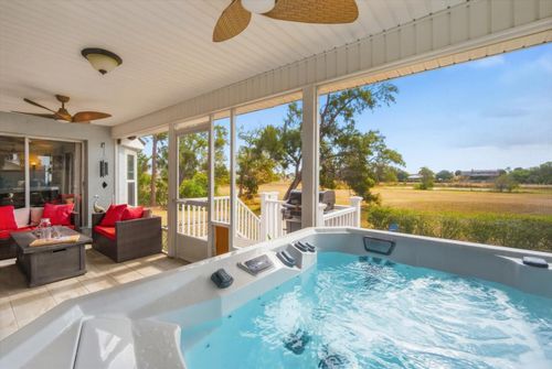 846 Birdie Way, APOLLO BEACH, FL, 33572-2703 | Card Image