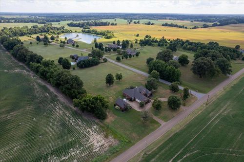 1467 Hall Rd, Covington, TN, 38019-7522 | Card Image