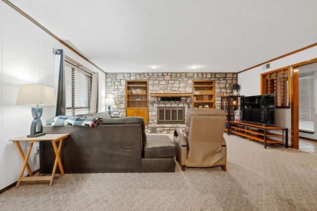 1303 Creekview Dr, House other with 4 bedrooms, 3 bathrooms and null parking in Round Rock TX | Image 6