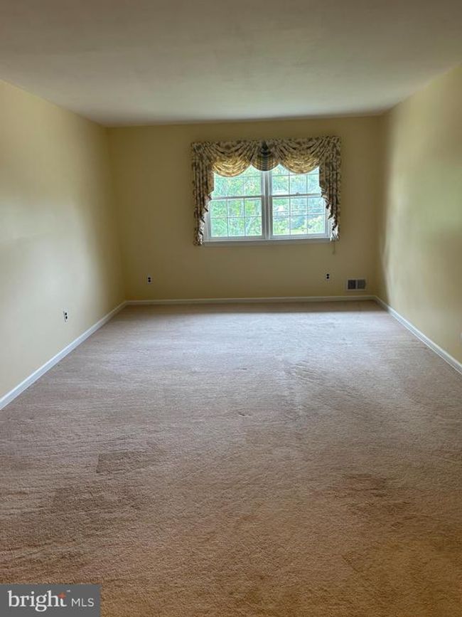 2296 Klockner Rd, House other with 4 bedrooms, 3 bathrooms and null parking in Hamilton NJ | Image 15