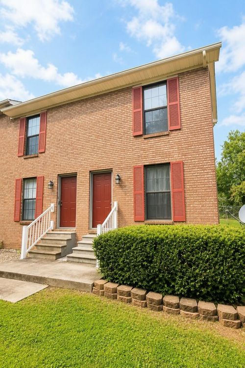 13d-1032 Brookview Dr, Franklin, KY, 42134-2706 | Card Image