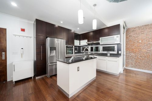 apt-306-650 Montgomery St, Jersey City, NJ, 07306-2584 | Card Image