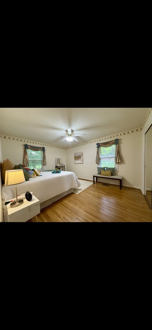 311 Broadview Dr, Dickson, TN, 37055-1509 | Card Image