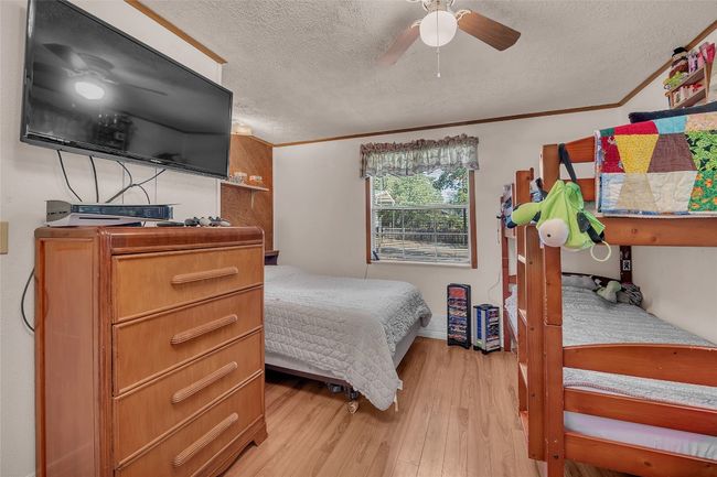 320 Pope Bnd S, House other with 3 bedrooms, 2 bathrooms and 6 parking in Cedar Creek TX | Image 20