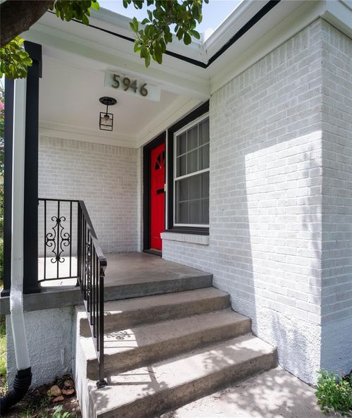 5946 Goodwin Ave, Dallas, TX, 75206-6108 | Card Image