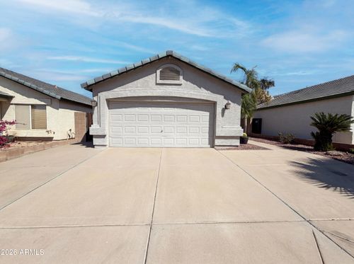 3024 W Salter Dr, Phoenix, AZ, 85027-2351 | Card Image