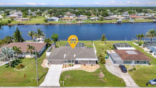 806 Ellicott Cir Nw, PORT CHARLOTTE, FL, 33952-3912 | Card Image