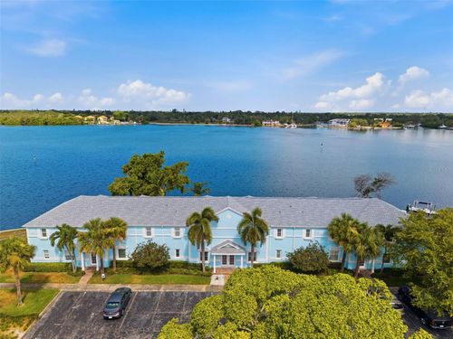 b-5117 Salmon Dr Se, ST PETERSBURG, FL, 33705-6340 | Card Image