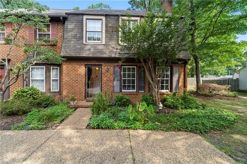 109 Sloane Pl, Newport News, VA, 23606-4020 | Card Image