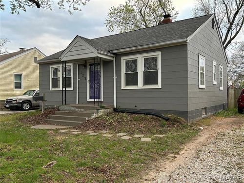 127 Whitelaw Ave, East Alton, IL, 62024-1511 | Card Image