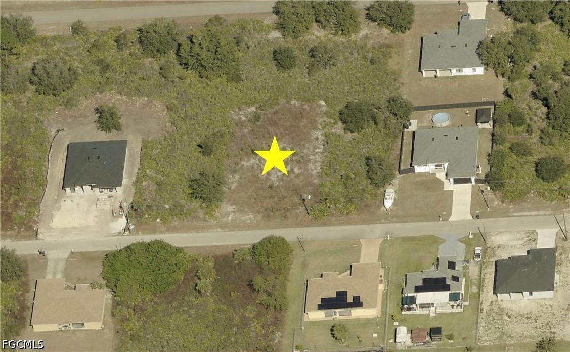 Land in Lehigh Acres 2