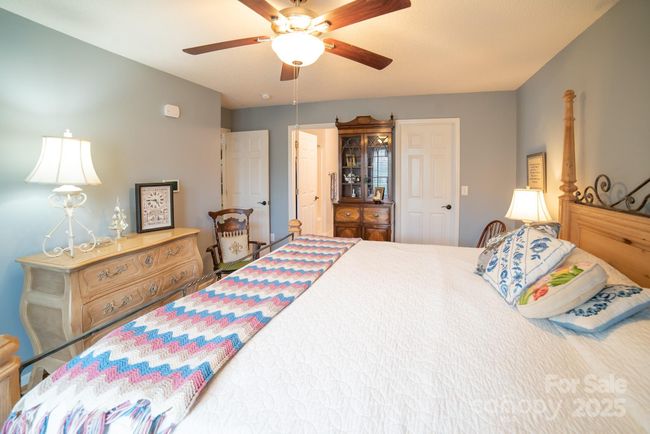 137 Lady Slipper Ln Sw, Townhouse with 3 bedrooms, 2 bathrooms and null parking in Valdese NC | Image 24