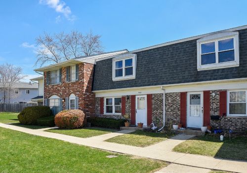 940 Miller Ave, Streamwood, IL, 60107-3122 | Card Image