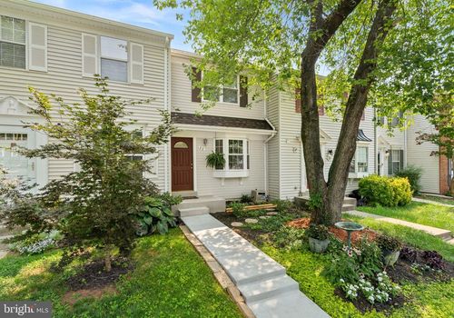 23 Dulany Ct, STERLING, VA, 20165-5695 | Card Image