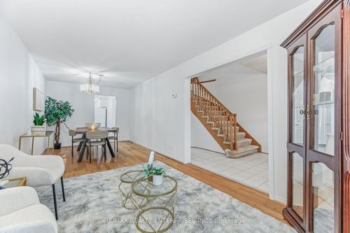 407 Wendron Cres, Mississauga, ON, L5R3L2 | Card Image