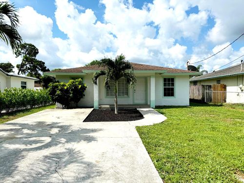 6682 4th St, Jupiter, FL, 33458-3815 | Card Image