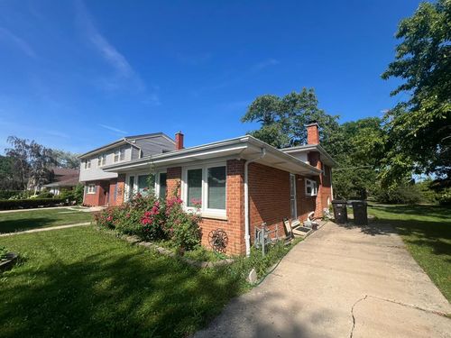 7801 E Prairie Rd, Skokie, IL, 60076-3635 | Card Image
