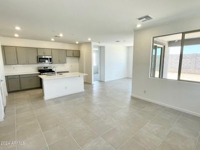 20596 N 224 Th Avenue, House other with 3 bedrooms, 2 bathrooms and null parking in Surprise AZ | Image 3