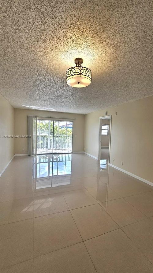 apt-410h-1401 Sw 128th Ter, Pembroke Pines, FL, 33027-1978 | Card Image