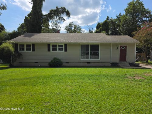 409 Jarman St, Jacksonville, NC, 28540-4911 | Card Image