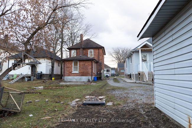 45 Chestnut St E, House other with 3 bedrooms, 2 bathrooms and 2 parking in Saint Catharines ON | Image 26