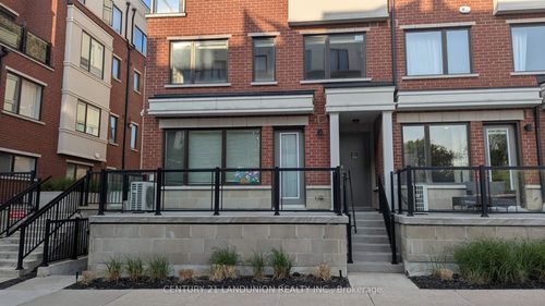 107-600 Alex Gardner Cir, Aurora, ON, L4G3G5 | Card Image