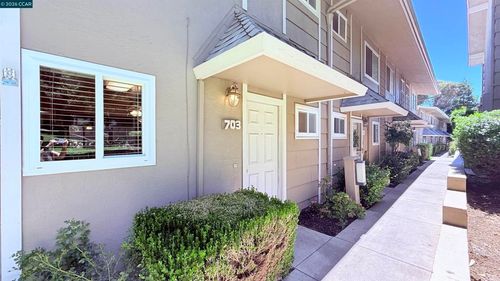 394 Ilo Ln, Danville, CA, 94526-2525 | Card Image