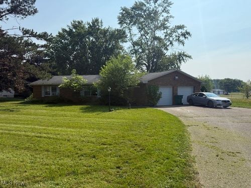 2191 Edison St Nw, Uniontown, OH, 44685-8062 | Card Image