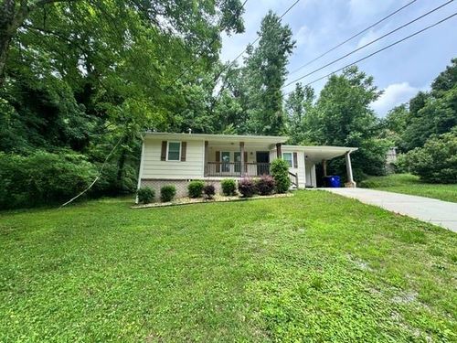 5552 Lakeside Dr, Union city, GA, 30291-1320 | Card Image