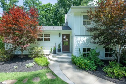 38 Nottingham Rd, Greenville, SC, 29607-2857 | Card Image