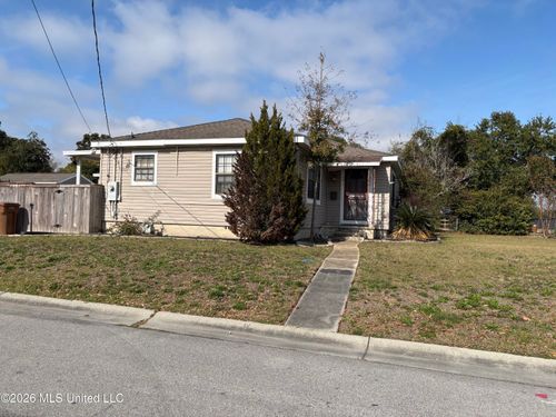 391 Rodeo Dr, Biloxi, MS, 39531-3411 | Card Image