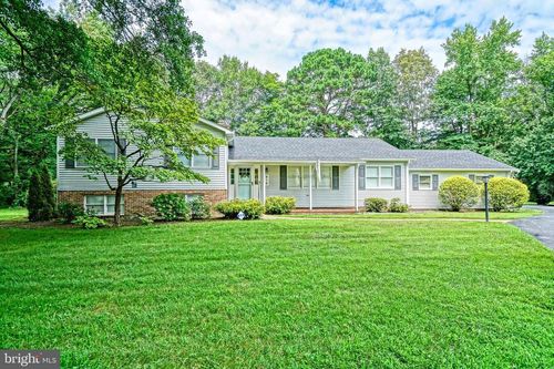 914 Midway Ln, SEAFORD, DE, 19973-1126 | Card Image