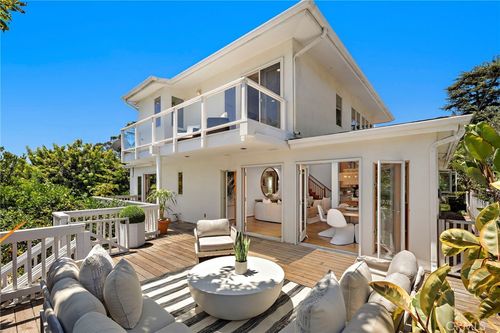 429 Aster St, Laguna Beach, CA, 92651-1716 | Card Image